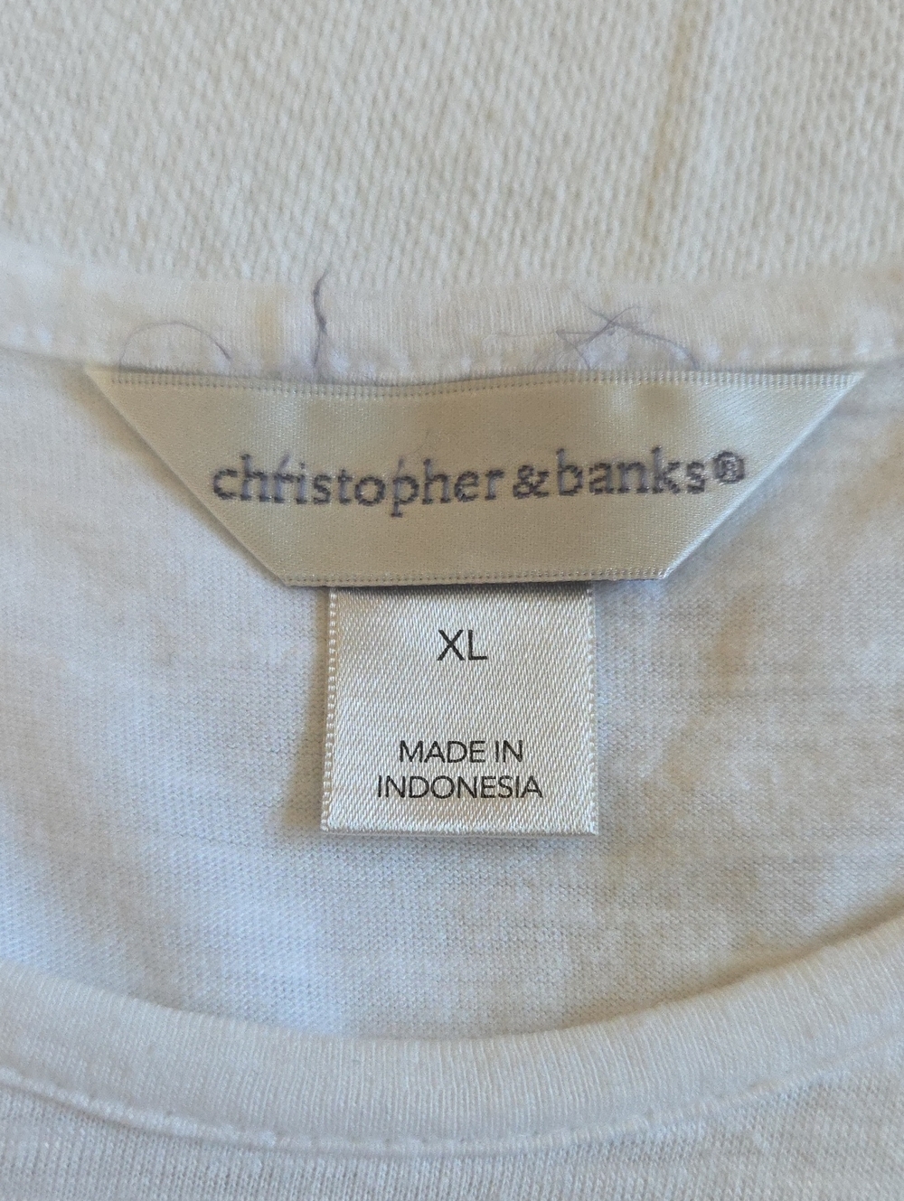 Chirstoper & Banks Short Sleeve Polka Dot Jersey Shirt - Picture 8 of 9